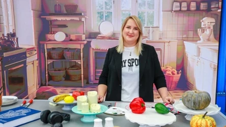 Tort, który wygląda jak mikrofon? Anna Wróbel i jej tortowe złudzenia