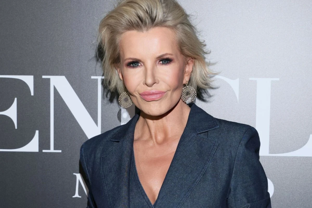 Jesienna perełka skrojona dla dojrzałych pań. Joanna Racewicz inspiruje Jesienna perełka skrojona dla dojrzałych pań. Joanna Racewicz inspiruje