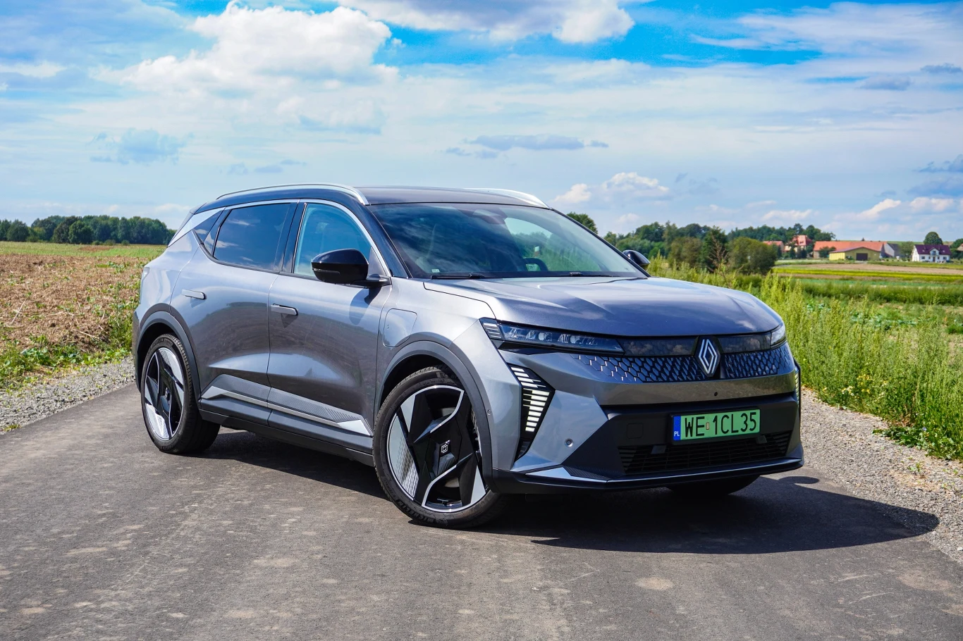 Elektryczny Renault Scenic to Samochód Roku 2024 Elektryczny Renault Scenic to Samochód Roku 2024