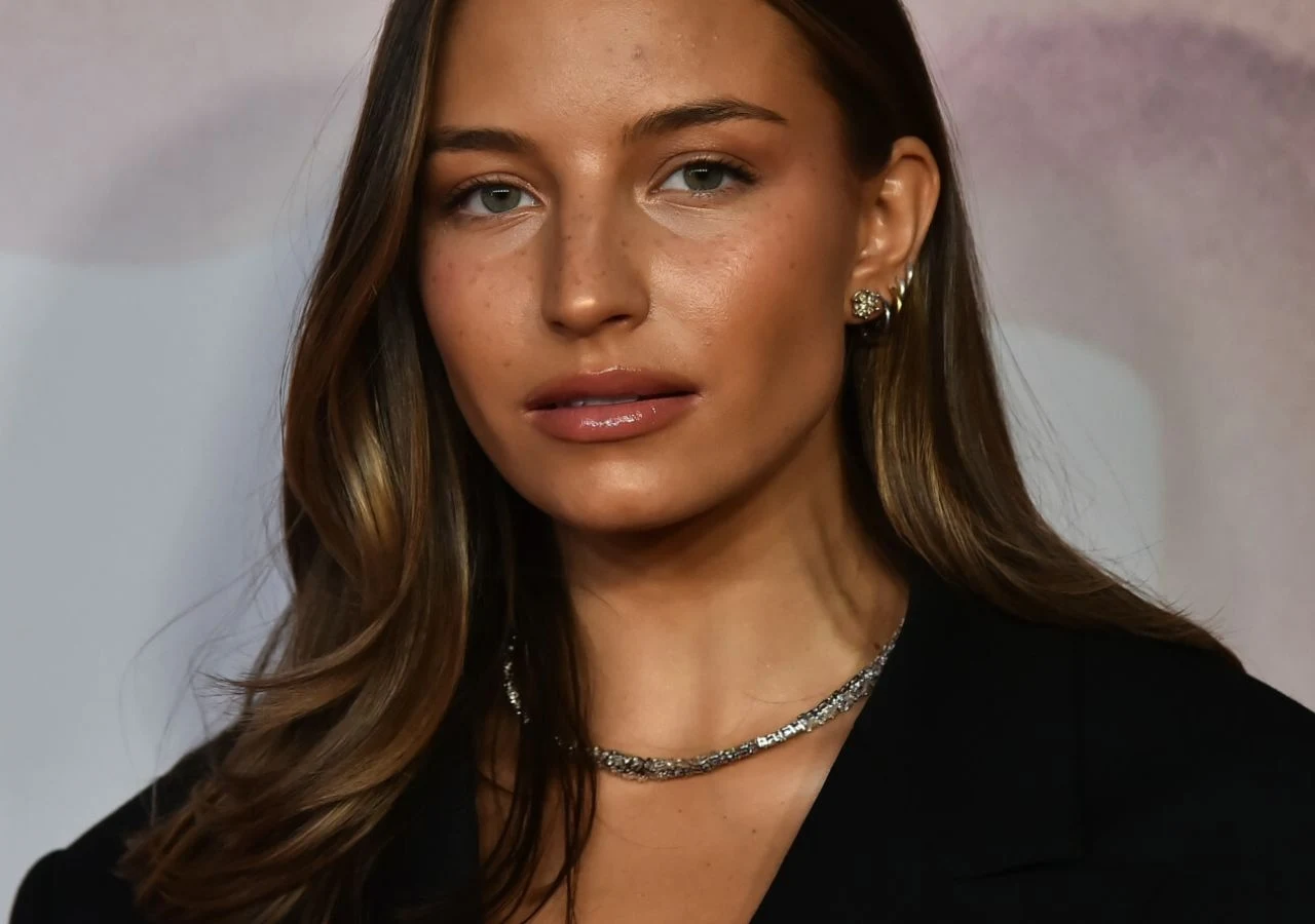 Julia Wieniawa Julia Wieniawa