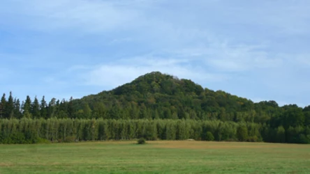 Polskie wulkany czarują turystów. Wybierz się ich szlakiem