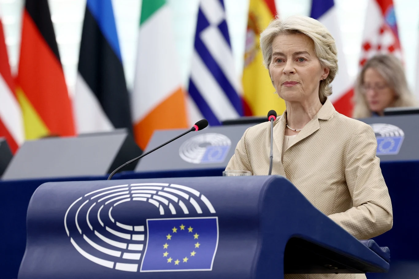 Ursula von der Leyen przedstawiła plan ws. migracji Ursula von der Leyen przedstawiła plan ws. migracji