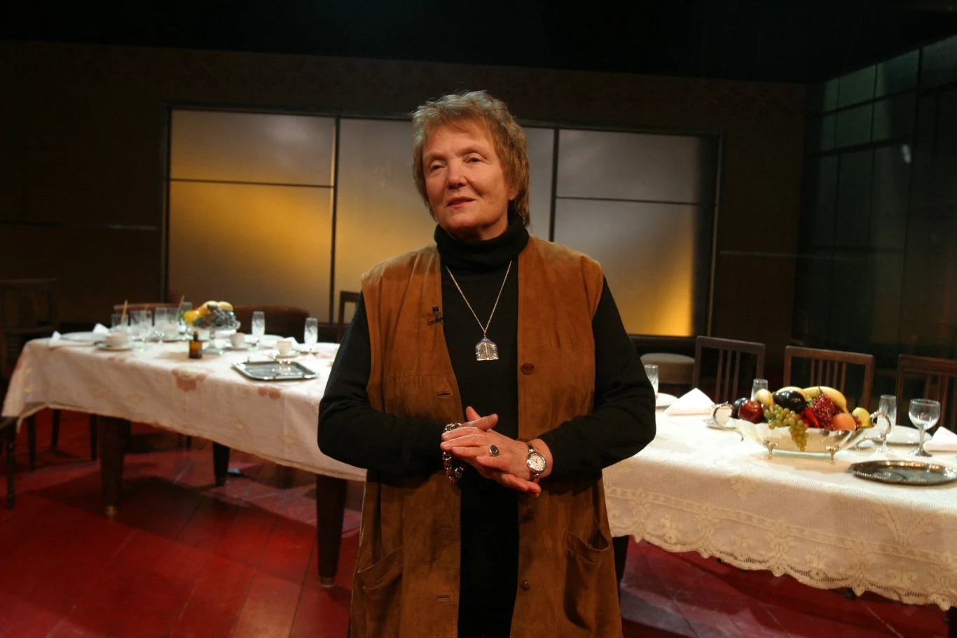 Izabella Cywińska (1935-2023), zmarła 24 grudnia - reżyserka teatralna i filmowa, krytyczka filmowa. Była dyrektorka Teatru Nowego w Poznaniu oraz dyrektorka artystyczna Teatru Ateneum w Warszawie. Minister kultury i dziedzictwa narodowego w rządzie Tadeusza Mazowieckiego Izabella Cywińska (1935-2023), zmarła 24 grudnia - reżyserka teatralna i filmowa, krytyczka filmowa. Była dyrektorka Teatru Nowego w Poznaniu oraz dyrektorka artystyczna Teatru Ateneum w Warszawie. Minister kultury i dziedzictwa narodowego w rządzie Tadeusza Mazowieckiego