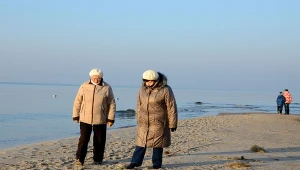 Znacznie tańsze niż Kołobrzeg, a równie piękne. To uzdrowisko nad morzem wybierają seniorzy 