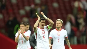 Robert Lewandowski (na pierwszym planie) po meczu z Chorwacją
