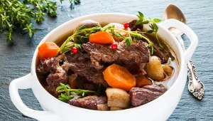 Robię na specjalne okazje. Rozgrzewające, gęste i aromatyczne danie nie ma sobie równych