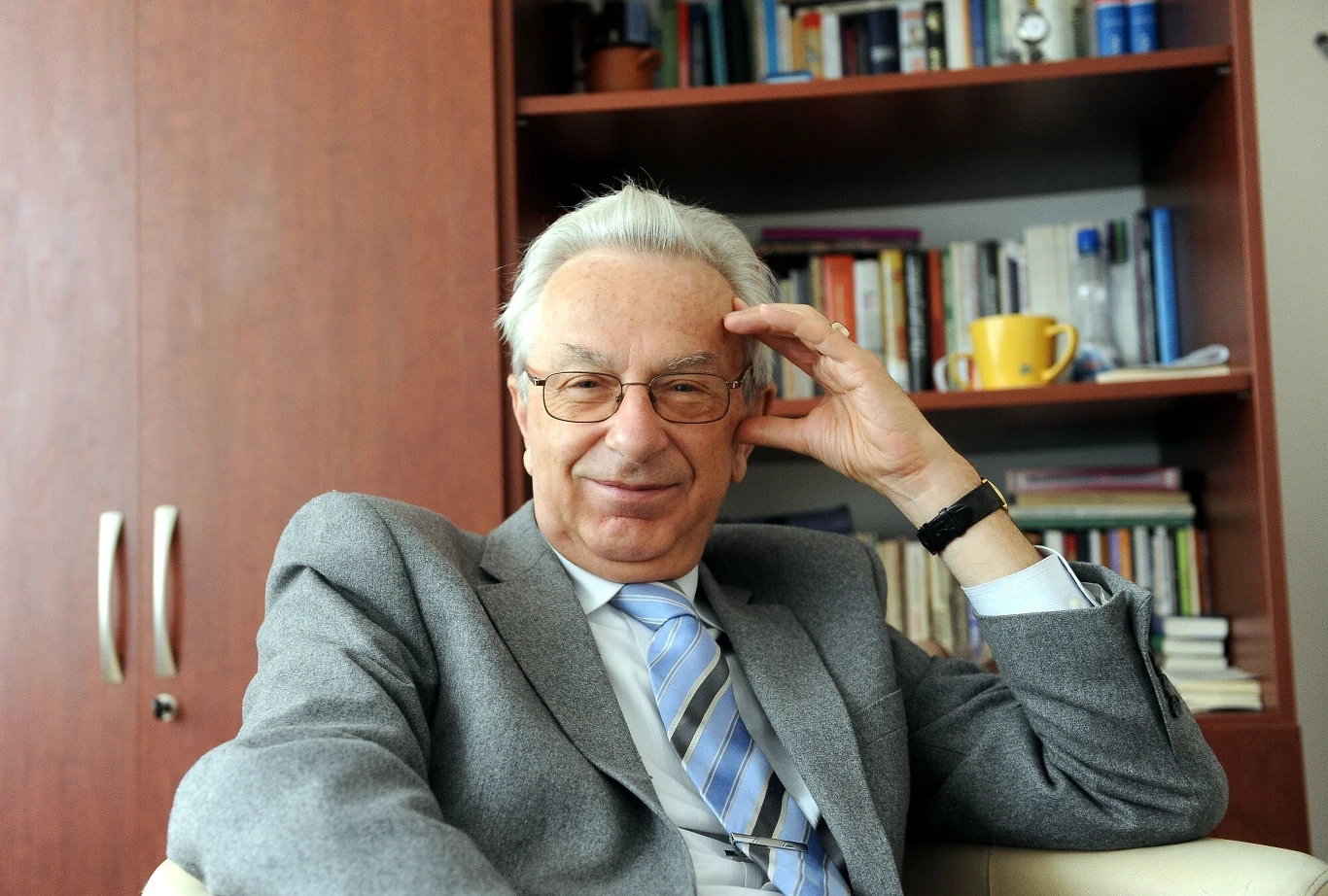 Zbigniew Lew Starowicz (1943-2024), zmarły 13 września - lekarz psychiatra, psychoterapeuta, seksuolog, nauczyciel akademicki. Założyciel i prezes Polskiego Towarzystwa Seksuologicznego. Wieloletni Konsultant Krajowy z zakresu seksuologii Zbigniew Lew Starowicz (1943-2024), zmarły 13 września - lekarz psychiatra, psychoterapeuta, seksuolog, nauczyciel akademicki. Założyciel i prezes Polskiego Towarzystwa Seksuologicznego. Wieloletni Konsultant Krajowy z zakresu seksuologii