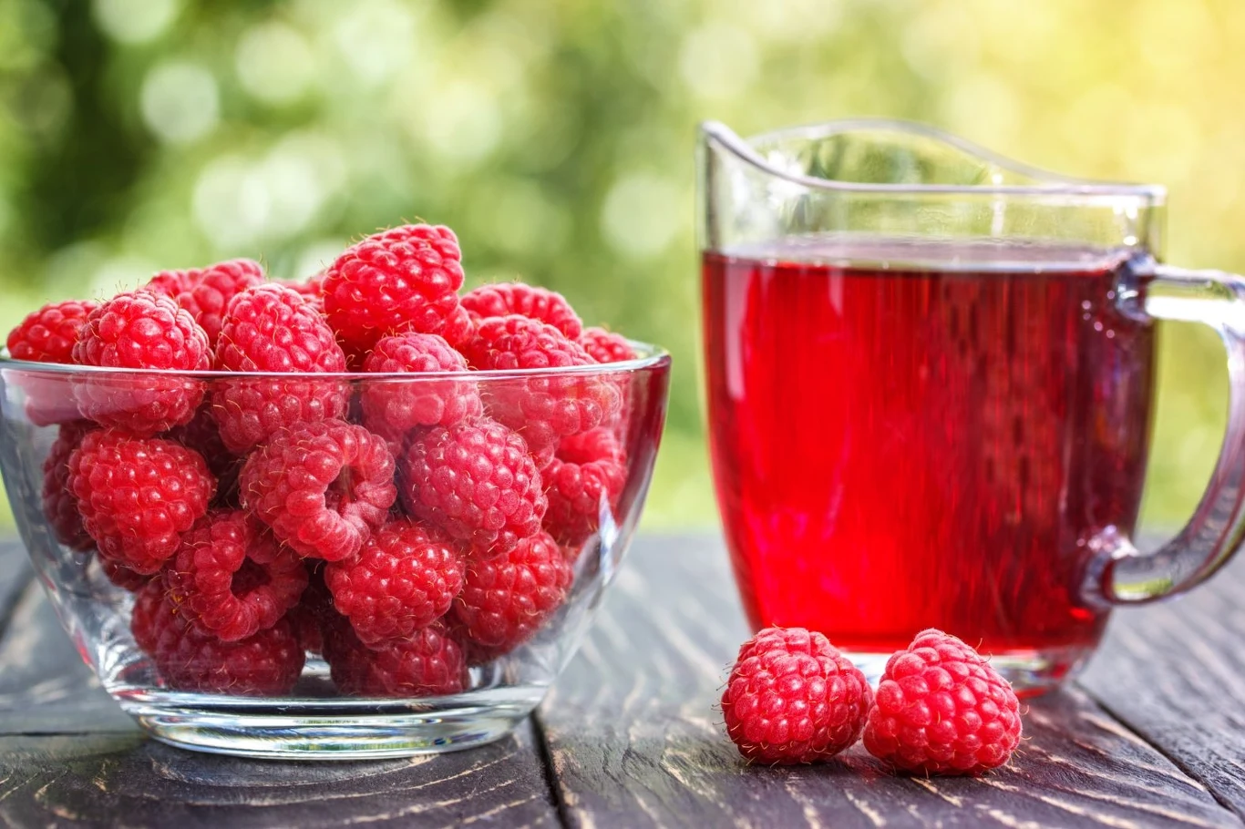 Domowy sok z malin będzie krył w sobie o wiele więcej właściwości niż ten ze sklepowej półki Domowy sok z malin będzie krył w sobie o wiele więcej właściwości niż ten ze sklepowej półki