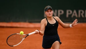 Kwadrans rozgrzewki, 16 minut gry. Noc nie zabrała marzeń polskiej ćwierćfinalistce Wimbledonu