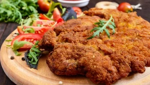 Chrupiące schabowe w odchudzonej wersji. Rodzina już nie chce smażonych