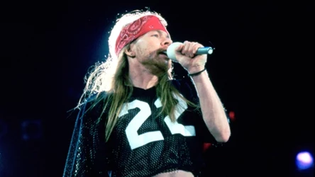 Ten rockowy hit lat 80. powstał na potrzeby innego zespołu. Guns N' Roses użyli go po latach