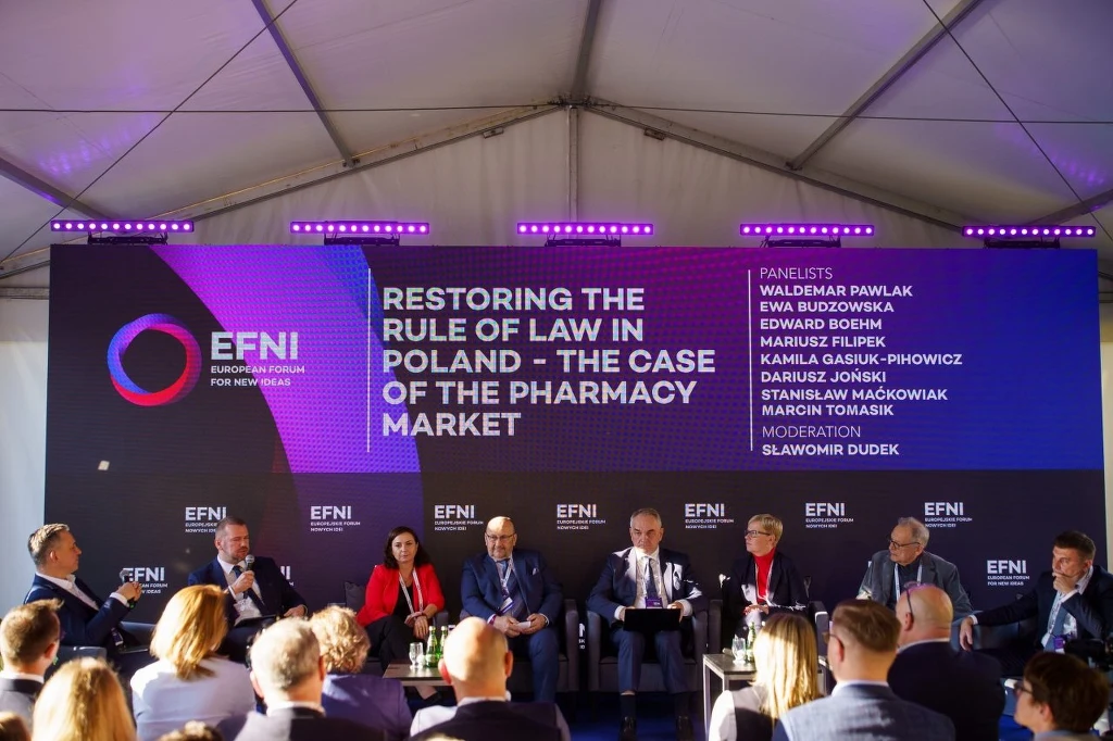 Materiały EFNI