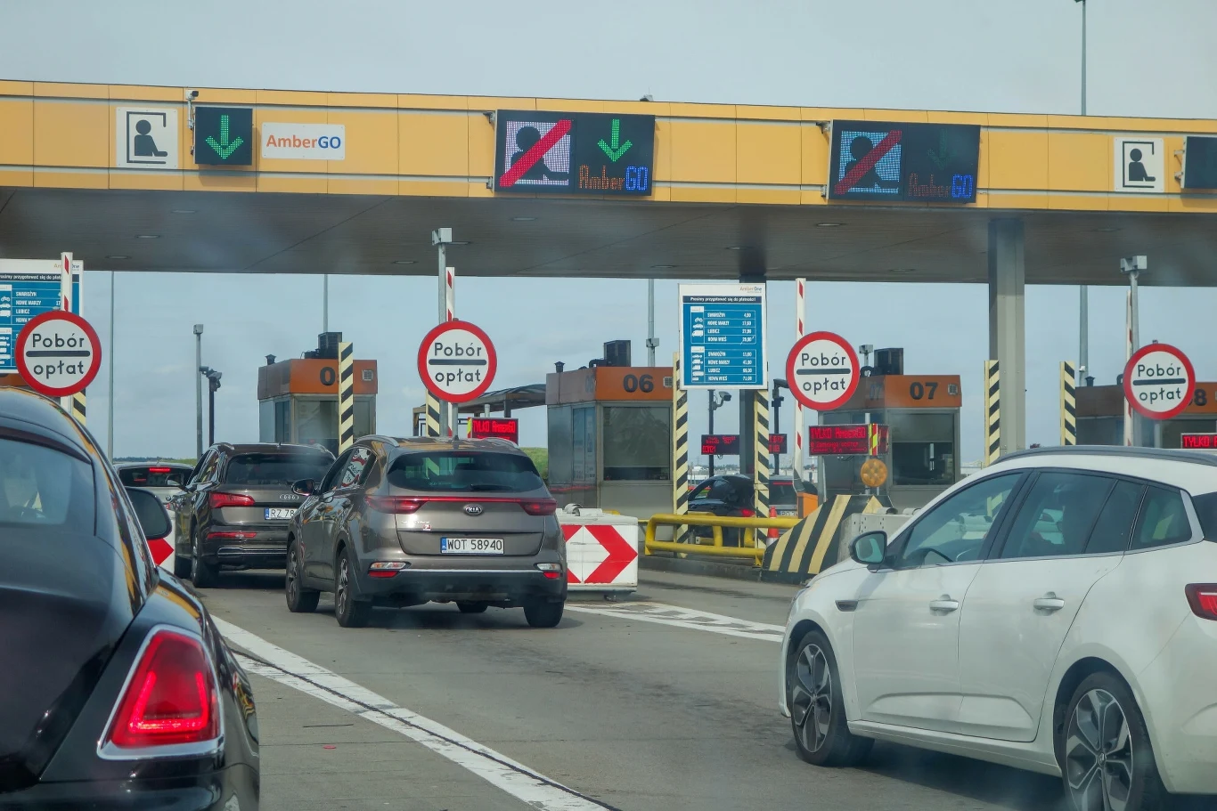 Od 1 listopada więcej dróg płatnych dla ciężarówek i autobusów? Od 1 listopada więcej dróg płatnych dla ciężarówek i autobusów?