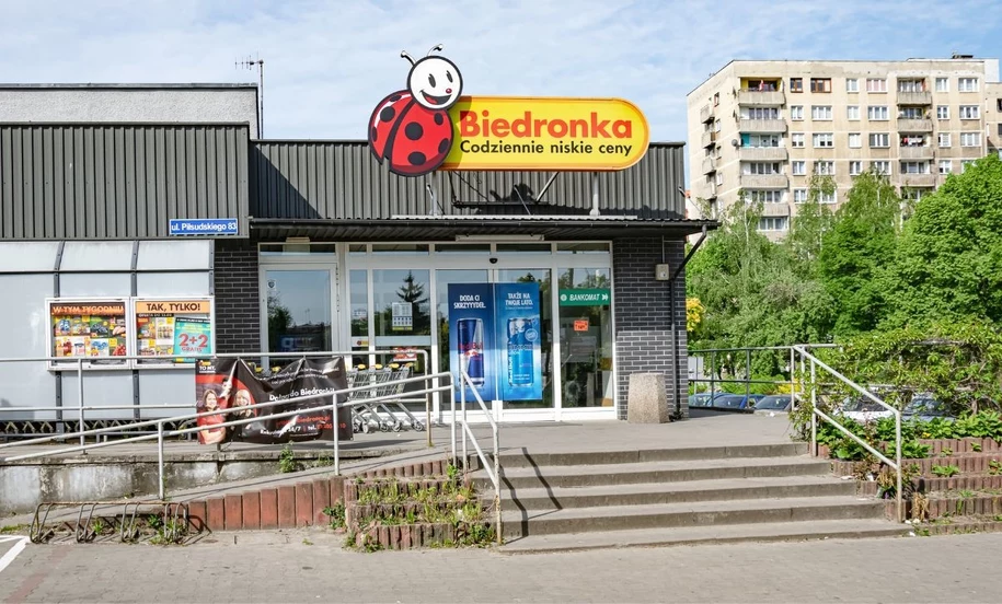 sklep Biedronka fot. Adobe Stock