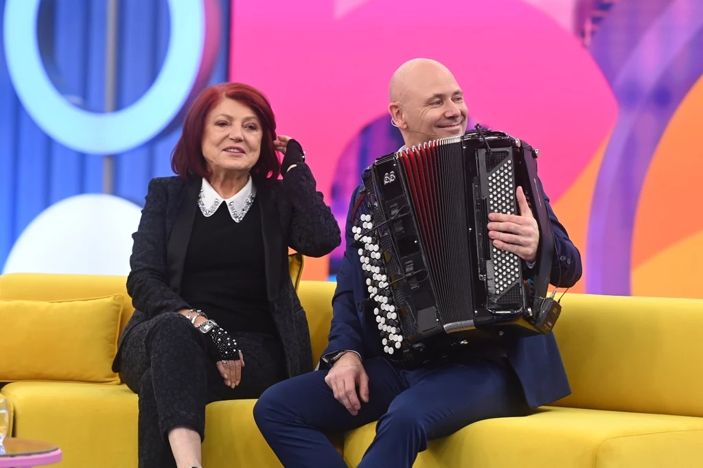 Urszula Dudziak i Marcin Wyrostek na kanapie "halo tu polsat"