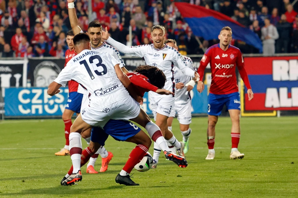 Mecz Raków Częstochowa - Pogoń Szczecin Mecz Raków Częstochowa - Pogoń Szczecin