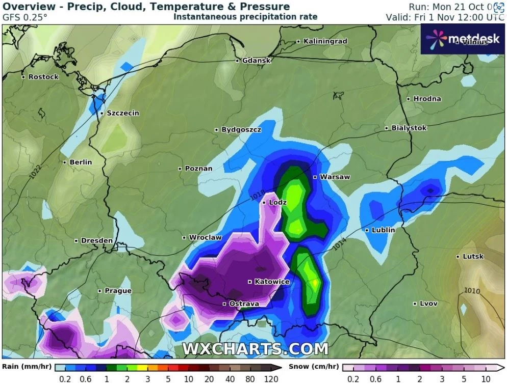 Możliwe, że 1 listopada w wielu miejscach kraju spadnie deszcz. Niewykluczone, że na południu miejscami może się nawet pojawić deszcz ze śniegiem