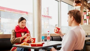 Już 23 października na stacjach Circle K promocyjne zestawy z napojem w cenie 6 zł - idealne na śniadanie lub lunch