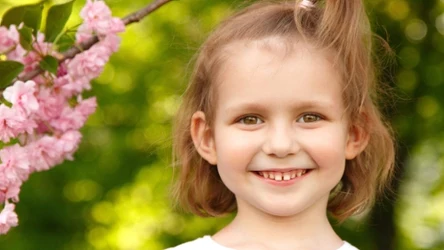 Imię Antonina staje się coraz popularniejsze.