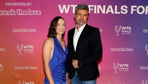 Iga Świątek i trener Tomasz Wiktorowski 