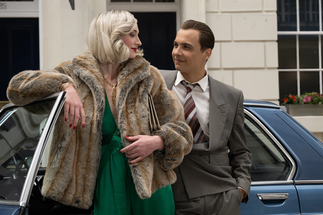 Sophie Turner i Frank Dillane w serialu "Joan"
