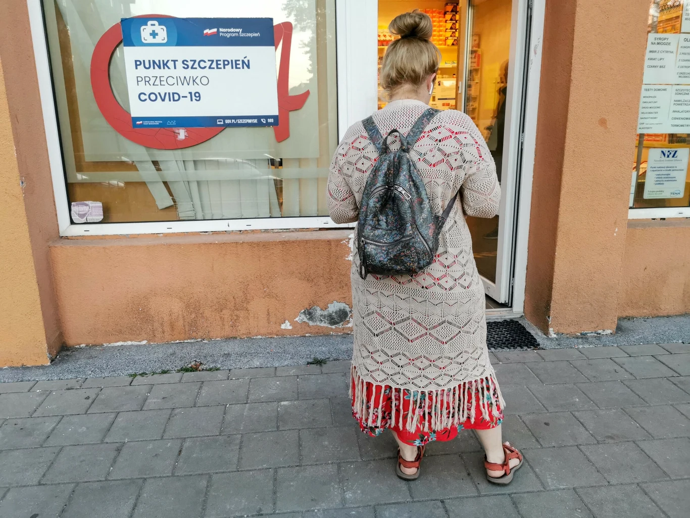 COVID-19. Szczepienia mają ruszyć lada chwila COVID-19. Szczepienia mają ruszyć lada chwila