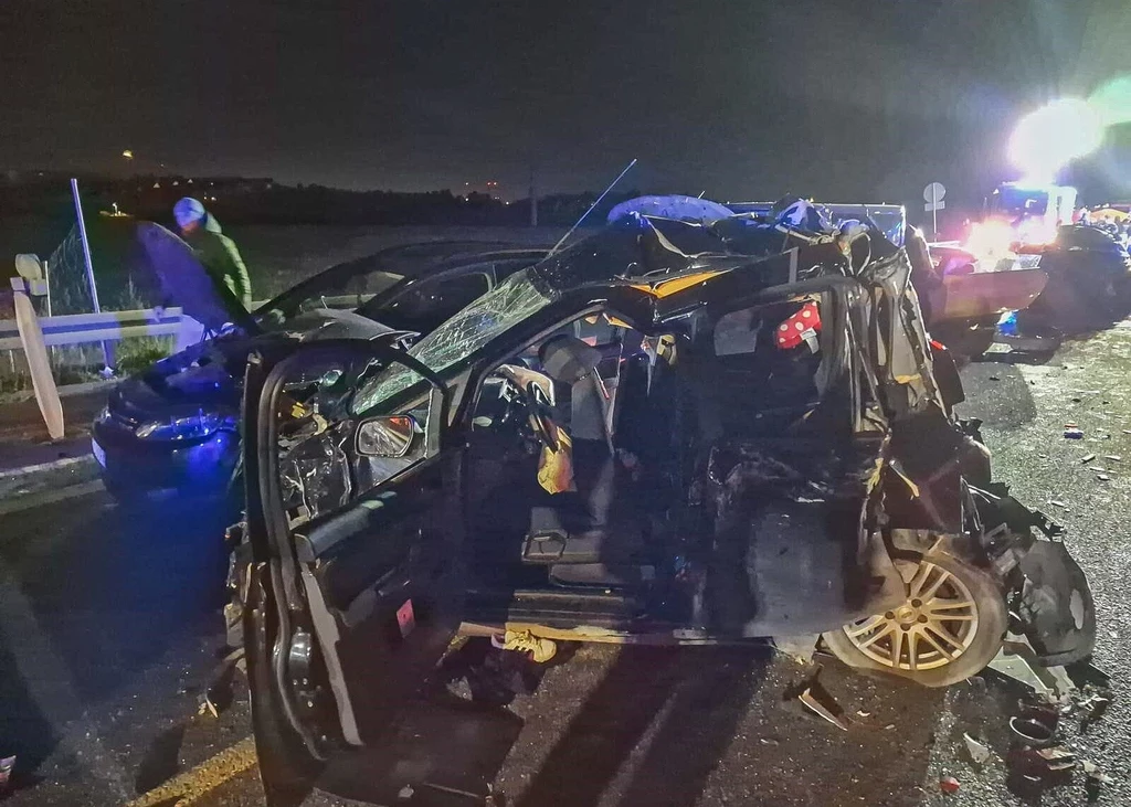 W tragicznym wypadku po meczu Ekstraklasy zginęli kibice Lechii Gdańsk W tragicznym wypadku po meczu Ekstraklasy zginęli kibice Lechii Gdańsk