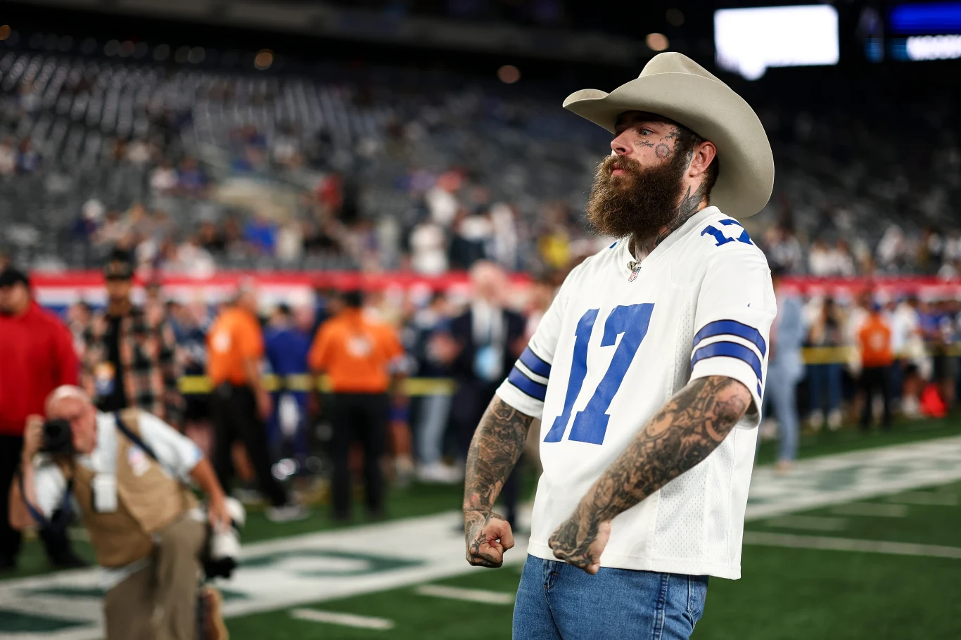 Kowboj Post Malone w akcji Kowboj Post Malone w akcji