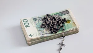 Państwo nie wie, kogo wspiera z Funduszu Kościelnego? Alarmujące ustalenia