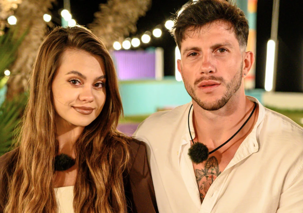"Love Island. Wyspa miłości": Angelina i Sasha "Love Island. Wyspa miłości": Angelina i Sasha