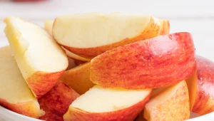 Jesz je wieczorem? Nie dziw się, że nie możesz zrzucić zbędnych kilogramów