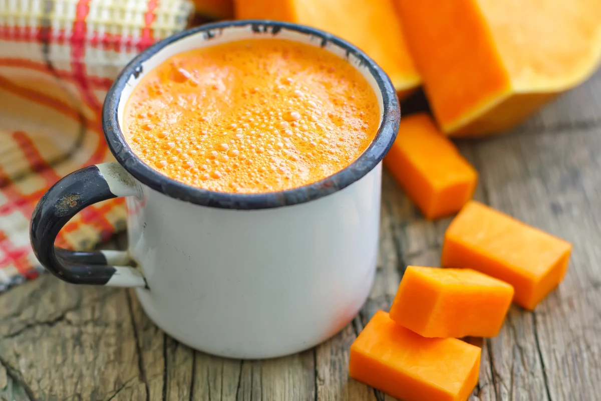 Sok z dyni wzmocni odporność, ale nie tylko. Jego działanie doceni cały organizm