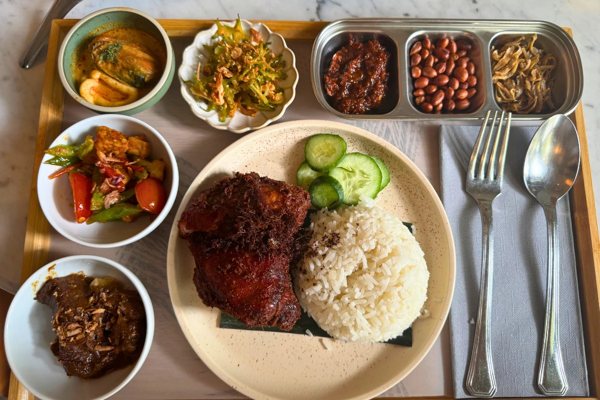 Posiłek w The Coconut Club’s Posiłek w The Coconut Club’s