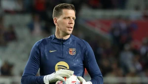 Wojciech Szczęsny podczas rozgrzewki przed meczem FC Barcelona