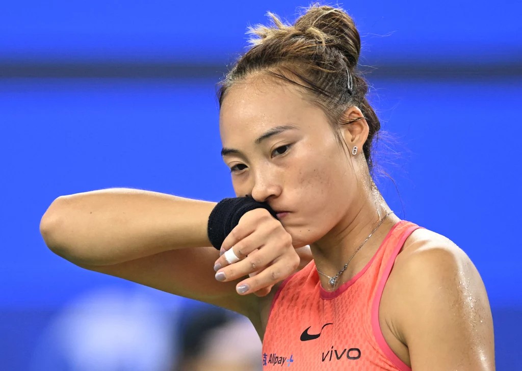 Qinwen Zheng Qinwen Zheng