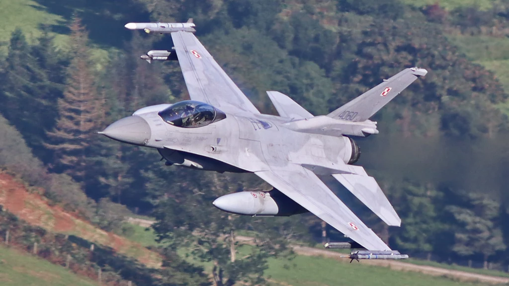 Modernizacja polskich F-16 wyceniana aż na 7,3 mld dolarów. To tyle ile sześć eskadr nowych F-35