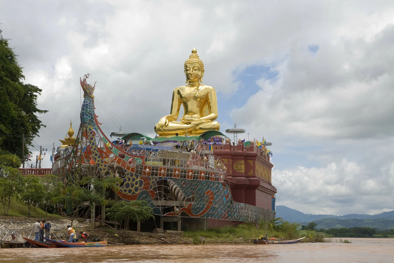 Wyjazd do Laosu na przełomie października i listopada to świetny pomysł!