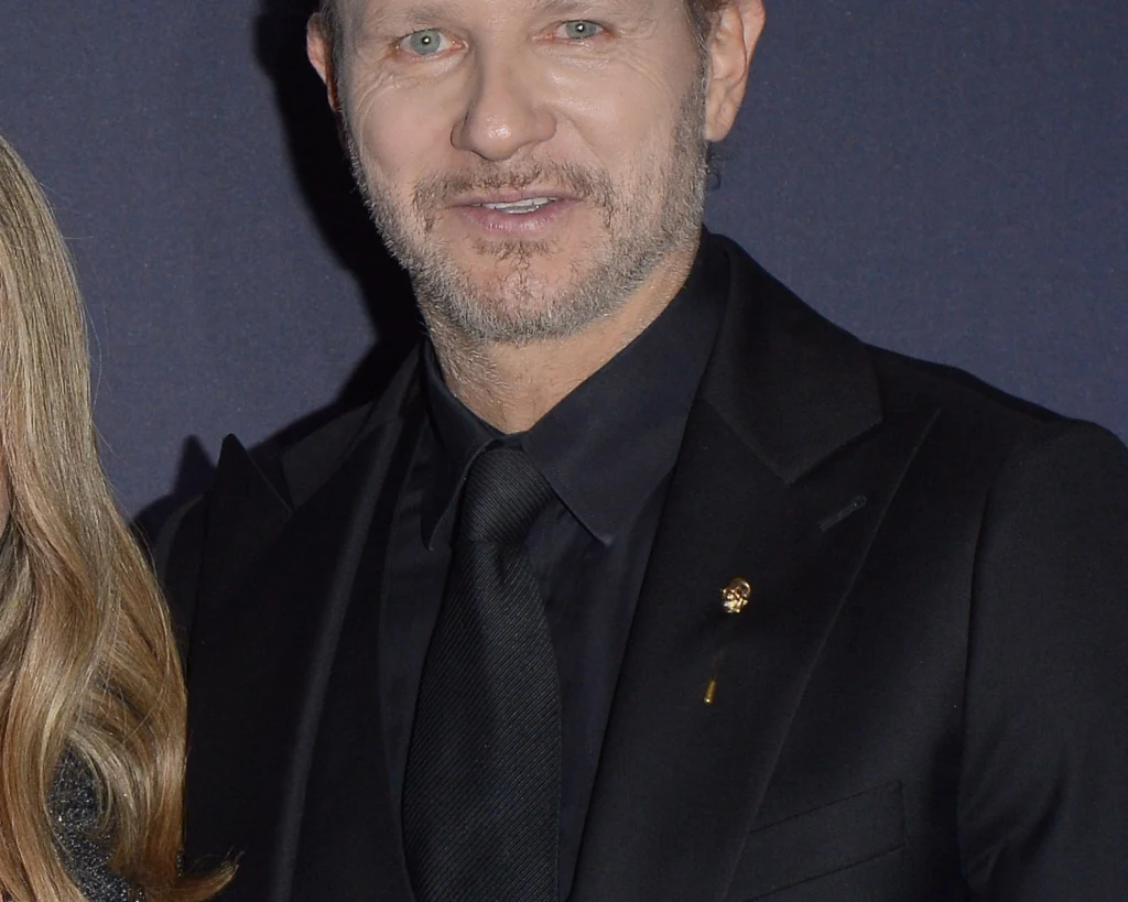 Radosław Majdan zmienia się nie do poznania Radosław Majdan zmienia się nie do poznania