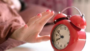 "Zmiana czasu to szok dla naszego zegara biologicznego" - zwraca uwagę psycholożka zdrowia prof. Marta Jackowska. Jak reaguje organizm?