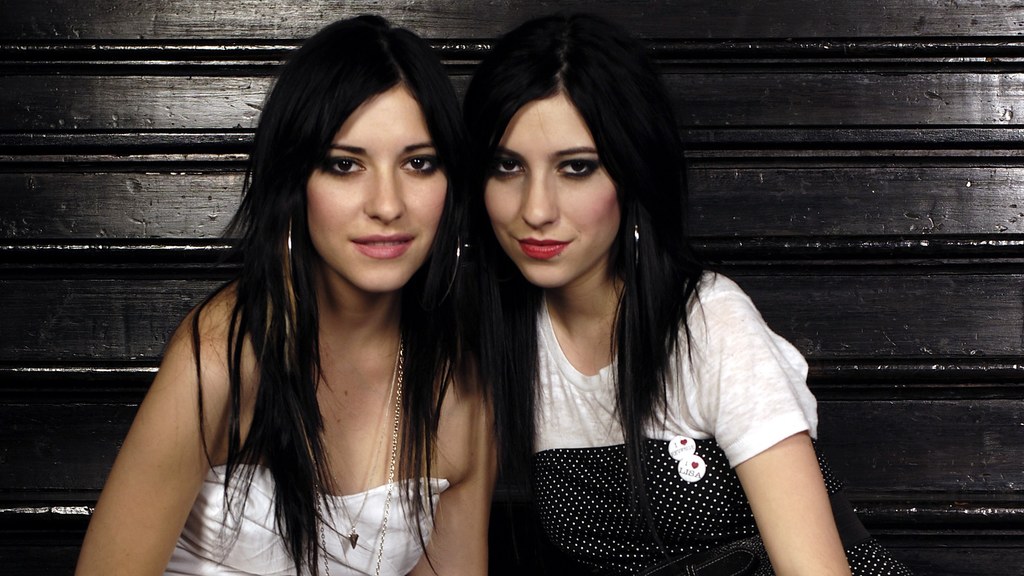 The Veronicas na początku swojej kariery