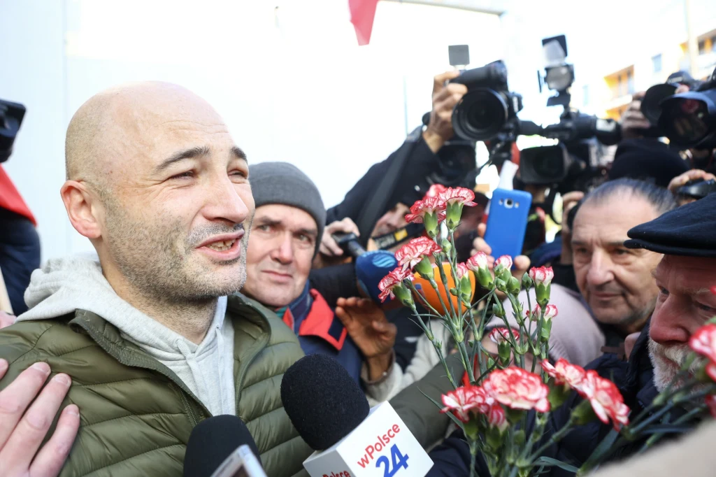 Ks. Michał Olszewski opuścił areszt