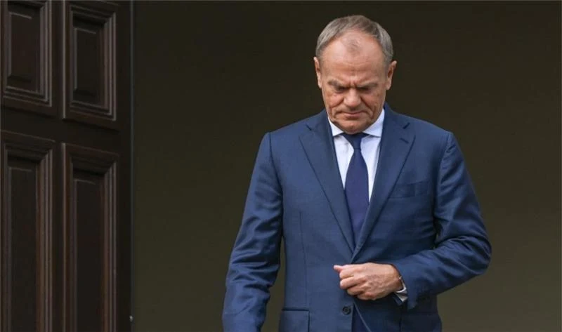 Premier Donald Tusk wyjątkowo powściągliwie odniósł się do nocnego spotkania Szymona Hołowni z politykami PiS-u Wybory prezydenckie. Premier Donald Tusk odpowiedział na apel Władysława Kosiniaka-Kamysza