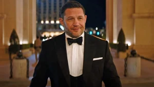 Tom Hardy w scenie z filmu "Venom 3: Ostatni taniec"