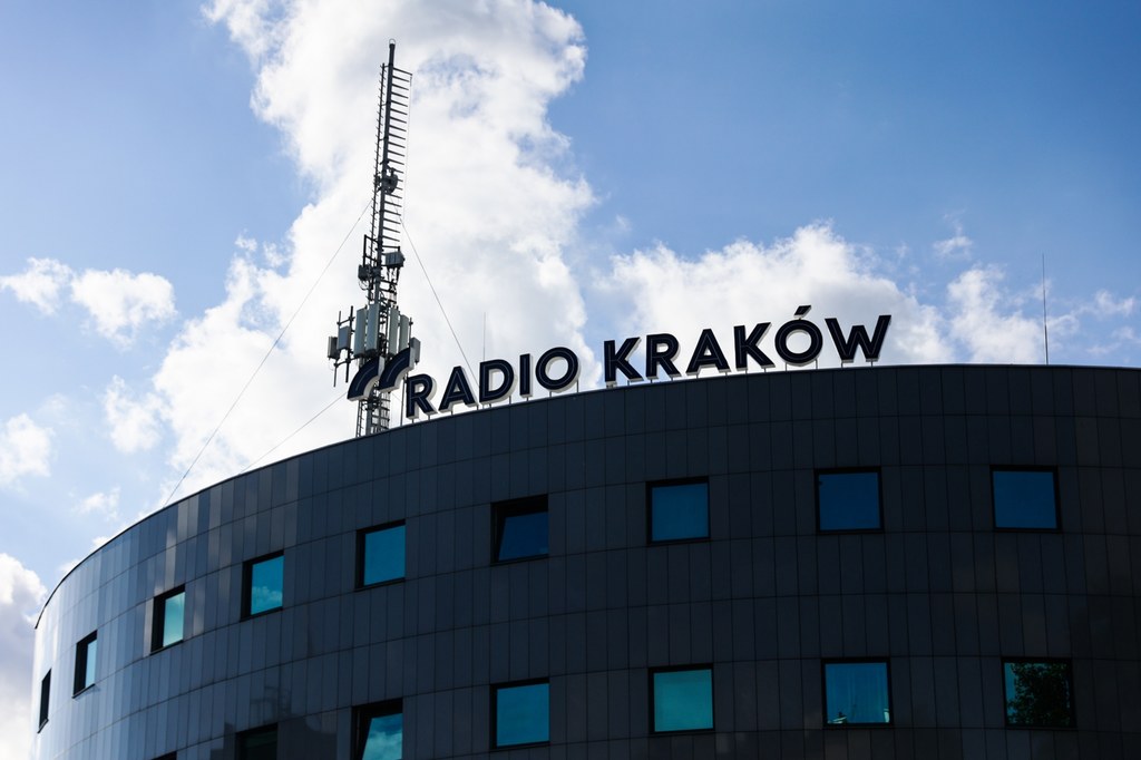 Off Radio Kraków rezygnuje z eksperymentu z AI