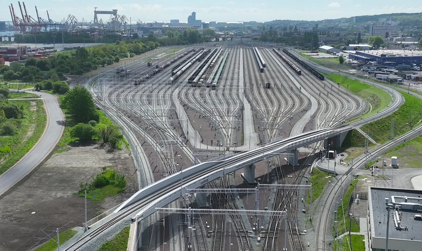 Wiadukt kolejowy na terenie stacji Gdynia Port Wiadukt kolejowy na terenie stacji Gdynia Port