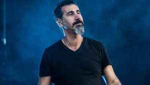 Serj Tankian wydał materiał nagrany z System Of A Down. Mamy nowy teledysk