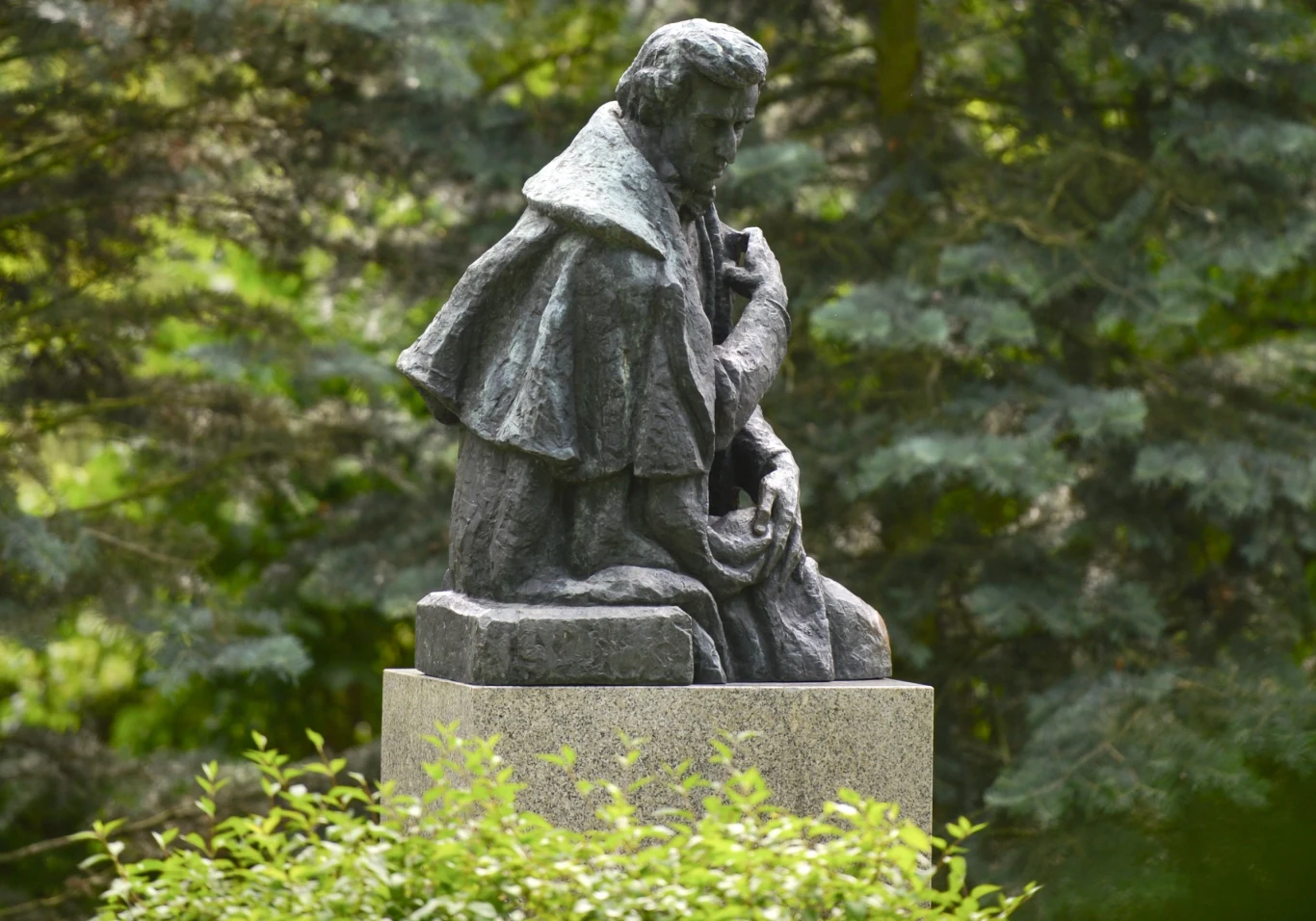 Pomnik Fryderyka Chopina w Żelazowej Woli Pomnik Fryderyka Chopina w Żelazowej Woli