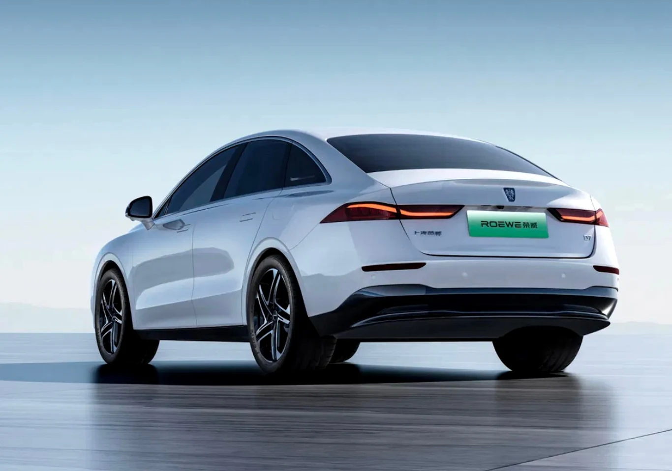 Roewe D7 to najoszczędniejsza hybryda plug-in na świecie