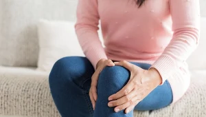 Niezbędne w RZS i zmianach zwyrodnieniowych. Te witaminy wspierają stawy