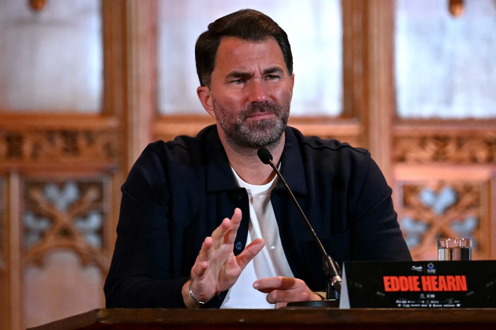 Promotor Eddie Hearn Promotor Eddie Hearn
